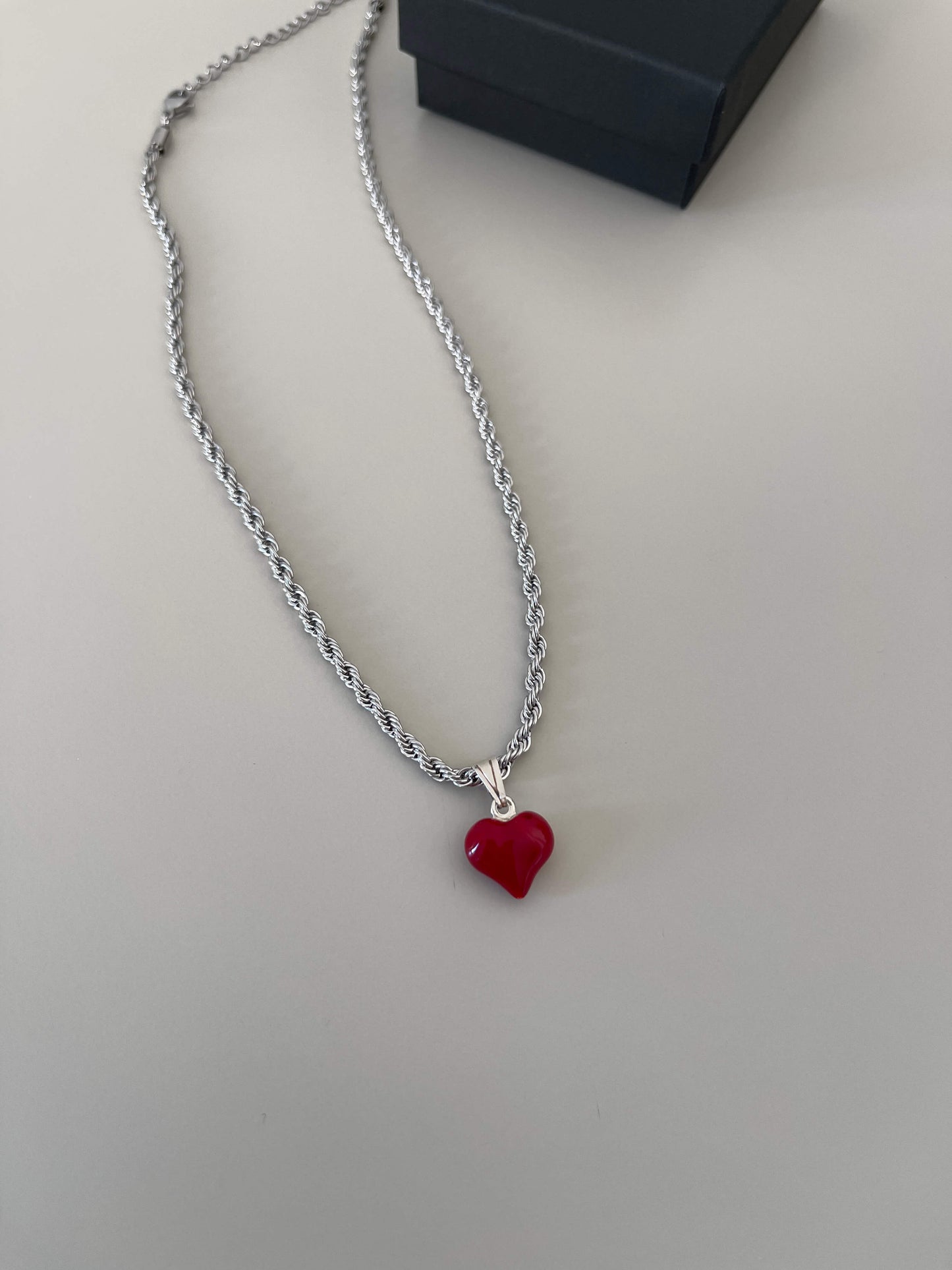ARIANA RED HEART NECKLACE