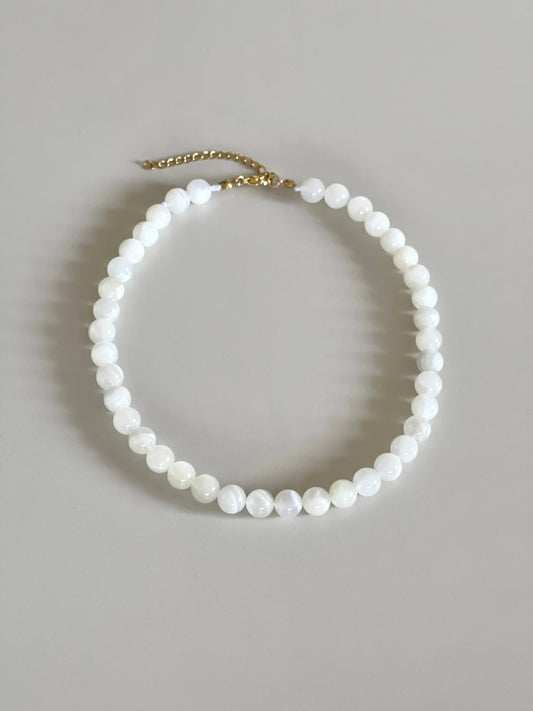 MOONSTONE NECKLACE