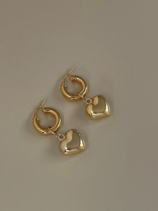 Pure heart earrings