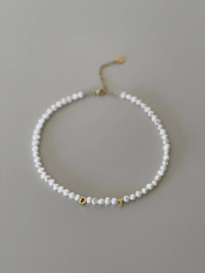 INITIALS BEAUTY NECKLACE