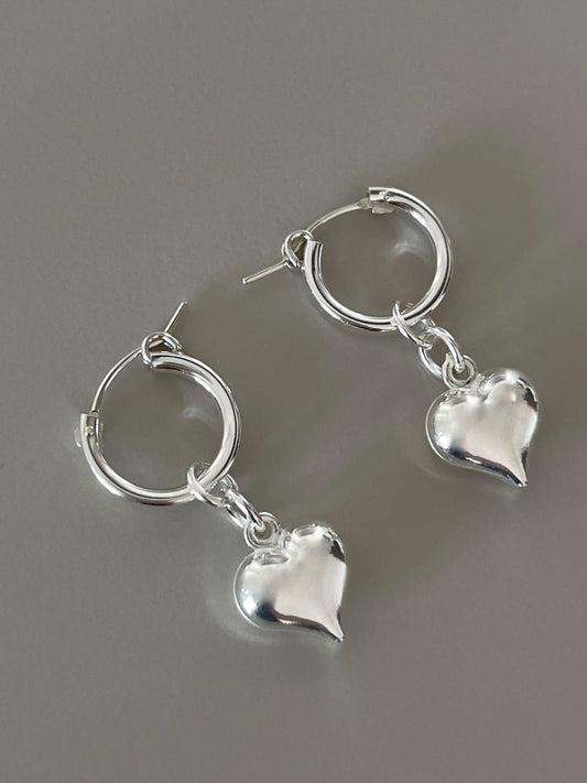 Pure heart mini earrings