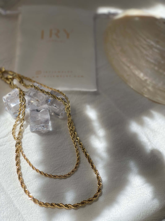 ARIANA NECKLACE