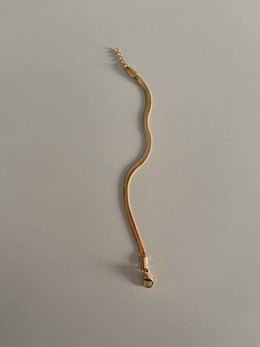 Romi Herringbone Bracelet