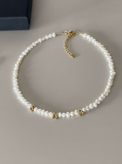 INITIALS BEAUTY NECKLACE