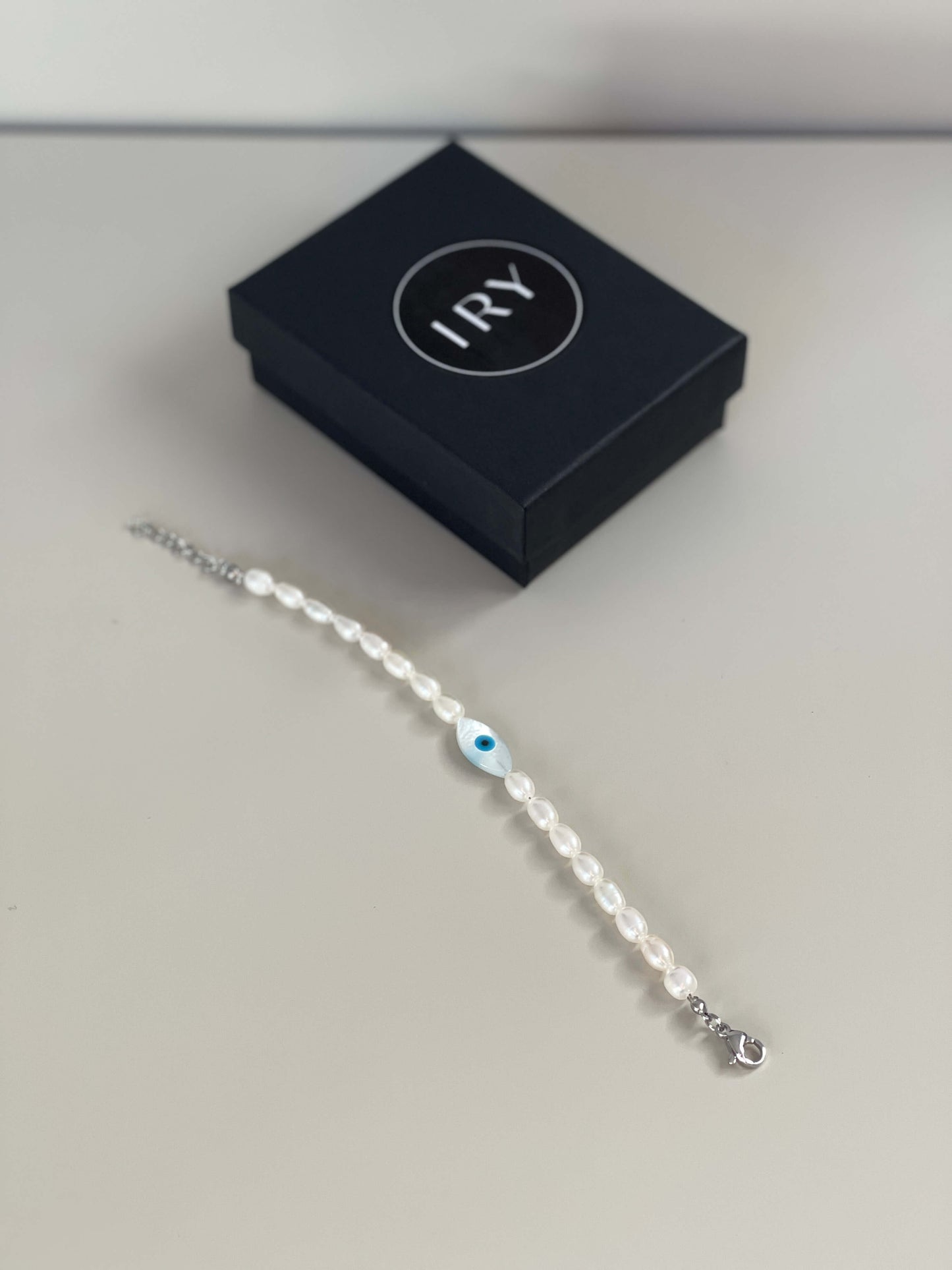 Eye Pearl Bracelet