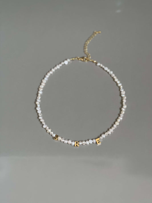 INITIALS BEAUTY NECKLACE